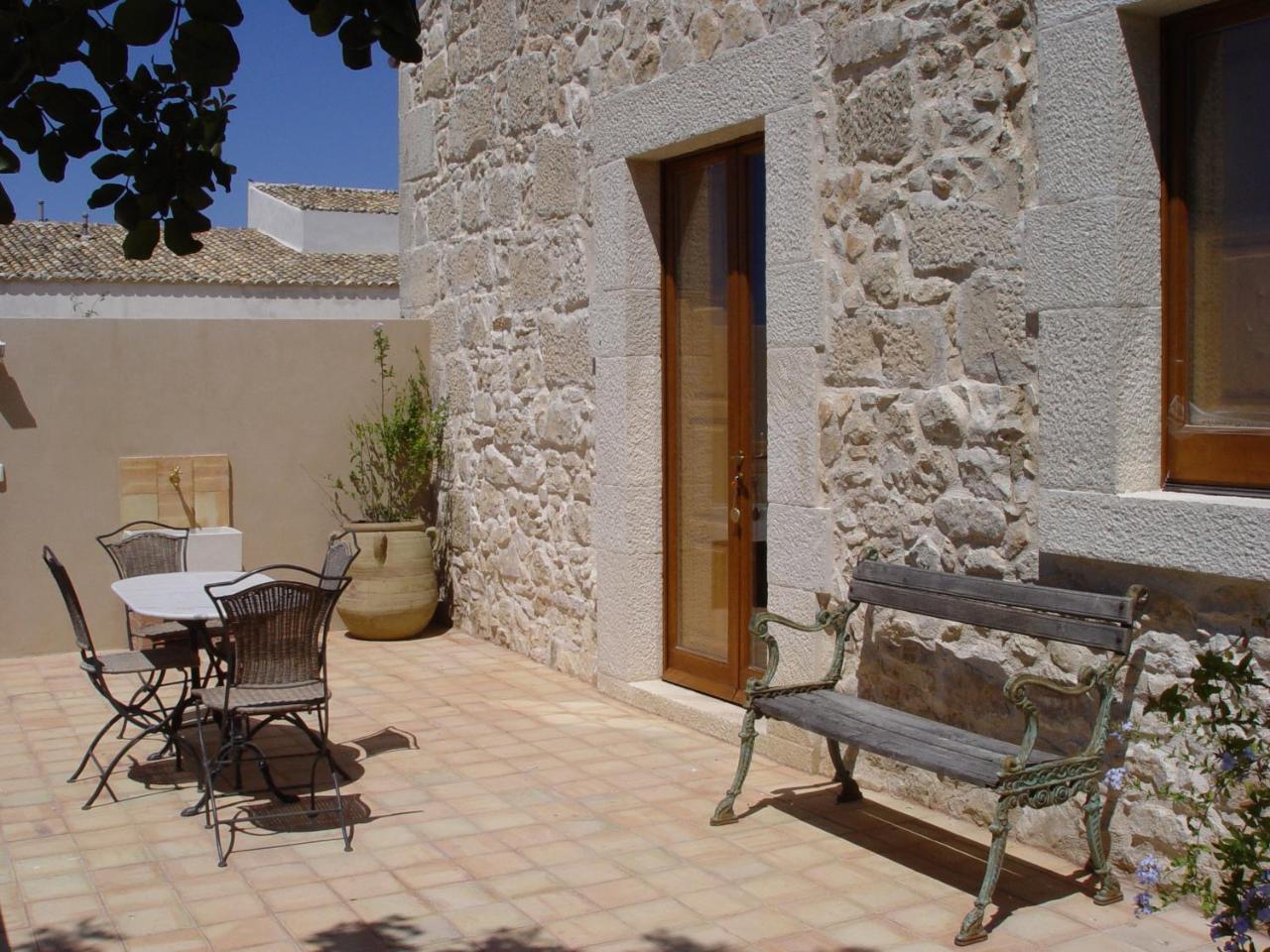Relais Parco Cavalonga Hotel Donnafugata Exterior photo